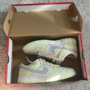 Women’s 7.5 Soft Pink and Ghost Lime Nike Dunk Low